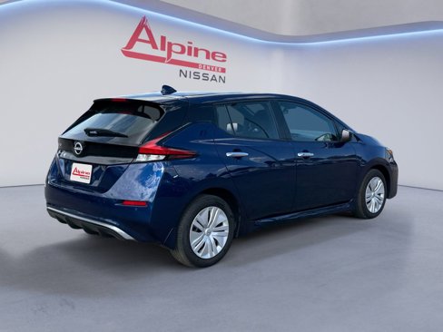 Certified 2025 Nissan Leaf S image 5