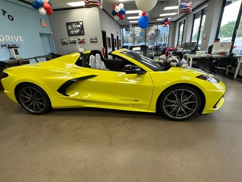 Used 2023 Chevrolet Corvette Stingray Convertible w/ Z51 Performance Package image 10