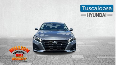 Used 2023 Nissan Altima 2.5 SL image 2