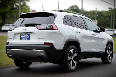 Used 2022 Jeep Cherokee Limited image 5