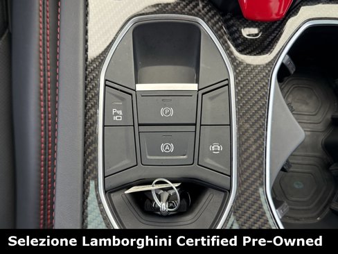 Used 2022 Lamborghini Urus image 29