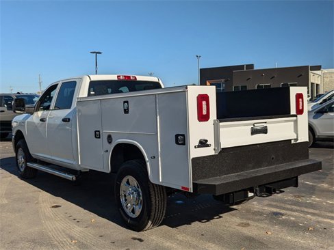 New 2024 RAM 2500 Tradesman w/ Chrome Appearance Group image 5