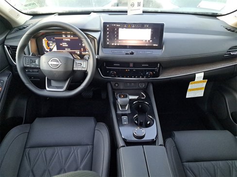 New 2026 Nissan Rogue Platinum image 6