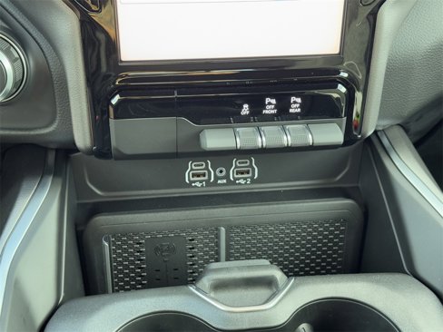 New 2026 RAM 1500 2WD Crew Cab image 22