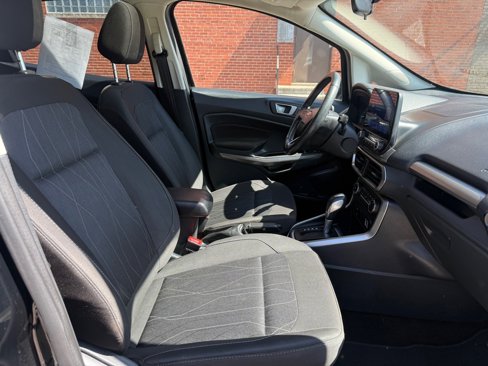 Used 2020 Ford EcoSport SE w/ SE Convenience Package image 10