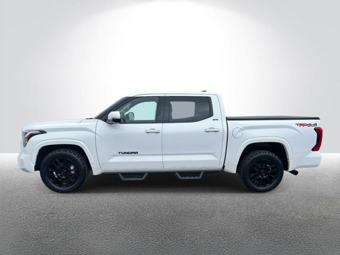 Used 2022 Toyota Tundra SR5 image 3