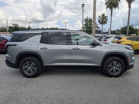 Certified 2025 Chevrolet Traverse LT image 2