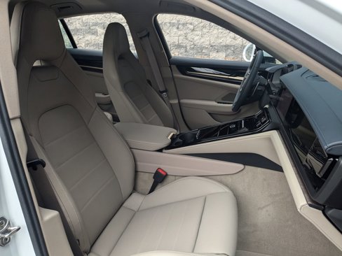 New 2025 Porsche Panamera 4 image 23