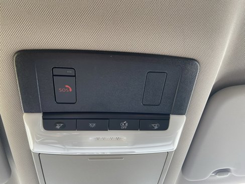 Used 2024 Nissan Rogue SV image 21