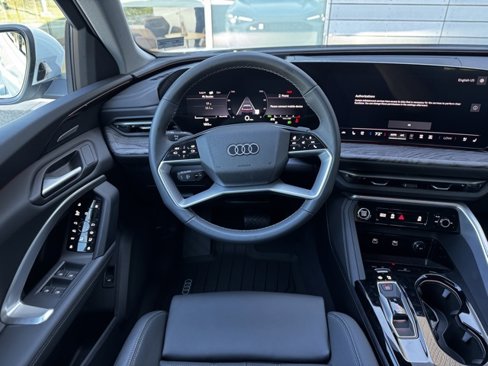 New 2025 Audi Q5 Premium Plus image 11