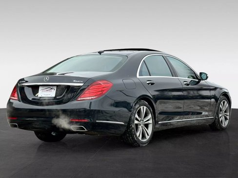 Used 2017 Mercedes-Benz S 550 4MATIC Sedan image 7