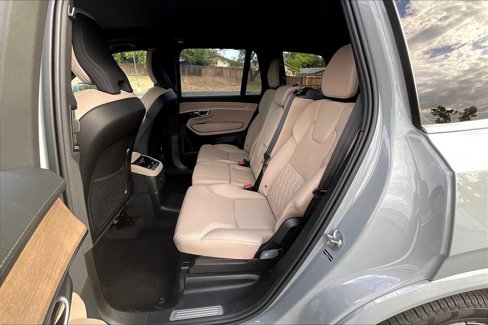 New 2026 Volvo XC90 T8 Plus image 12