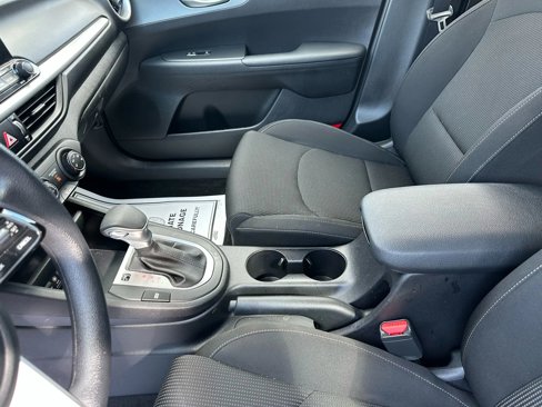 Used 2021 Kia Forte LXS image 16