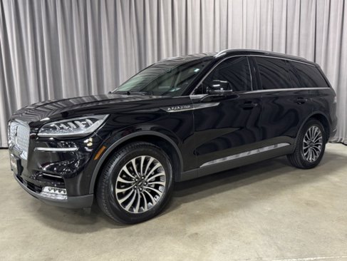 Used 2020 Lincoln Aviator Reserve w/ Equipment Group 201A image 3