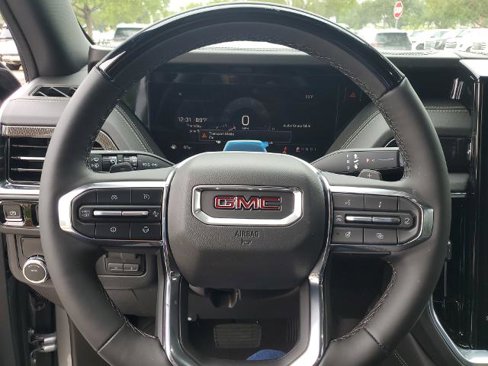 New 2025 GMC Yukon Elevation image 12