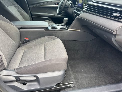 Used 2025 Toyota Camry LE image 13