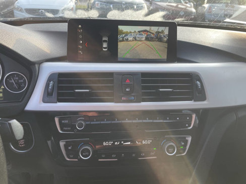Used 2018 BMW 320i xDrive Sedan image 23
