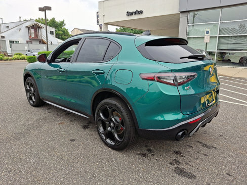 New 2025 Alfa Romeo Stelvio Sprint image 4