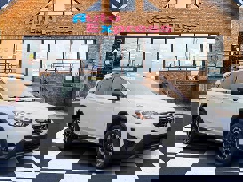 Used 2022 Subaru Crosstrek 2.0i image 1