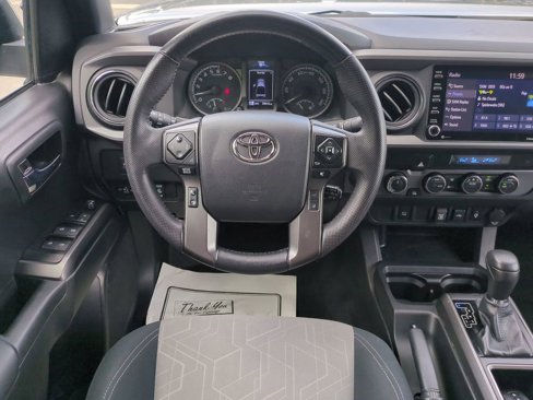 Used 2023 Toyota Tacoma TRD Off-Road image 15