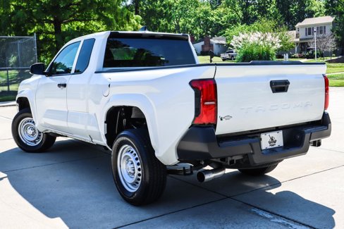 Used 2024 Toyota Tacoma SR image 15