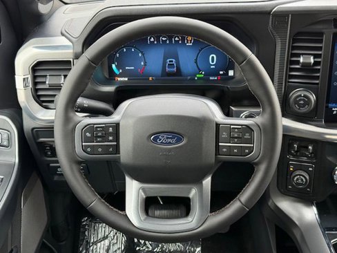 New 2025 Ford F150 Lariat w/ Equipment Group 502A High image 28