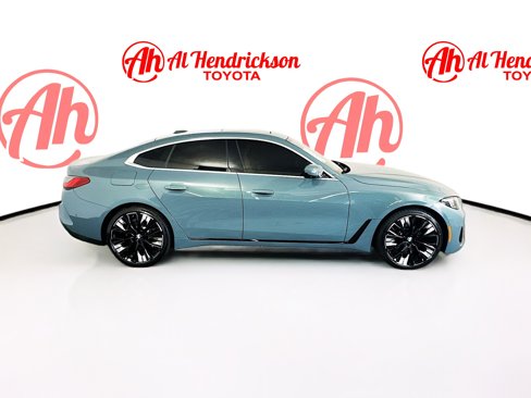 Used 2025 BMW 430i w/ Premium Package image 2