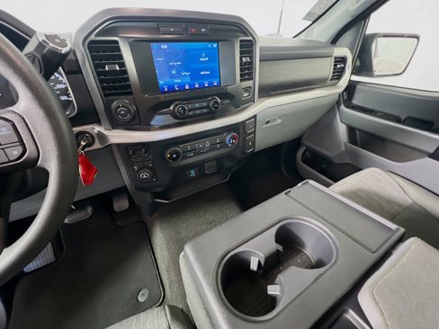Used 2022 Ford F150 XLT w/ Trailer Tow Package image 25