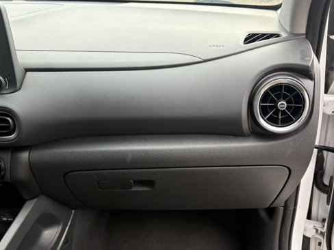 Used 2023 Hyundai Kona SEL image 30