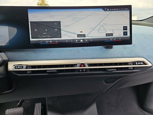 New 2026 BMW iX xDrive60 w/ Premium Package image 22