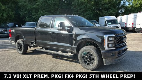 New 2025 Ford F350 XLT w/ Black Appearance Package image 29