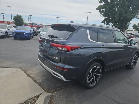 New 2025 Mitsubishi Outlander SEL image 9