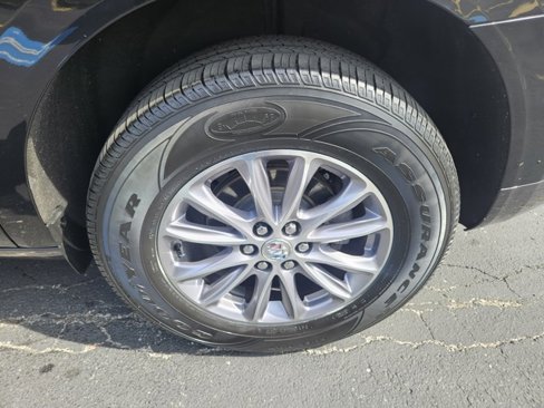 Certified 2023 Buick Enclave Essence w/ LPO, Floor Liner Package image 26