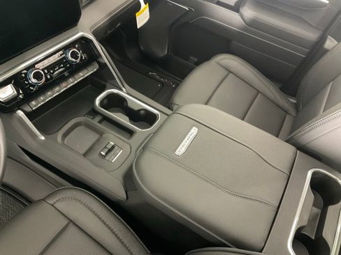 New 2026 GMC Sierra 2500 Denali w/ Denali Reserve Package image 21