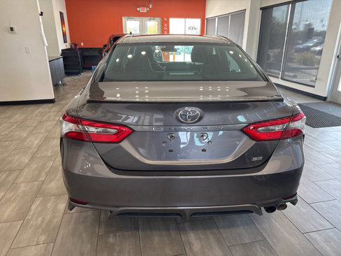 Used 2018 Toyota Camry SE image 13