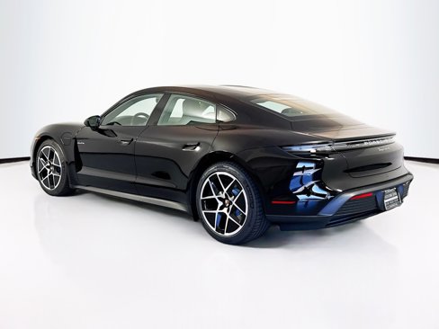 New 2025 Porsche Taycan image 3