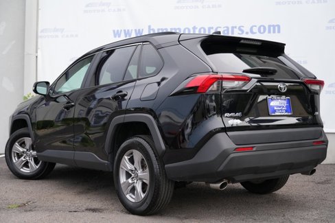 Used 2023 Toyota RAV4 XLE image 4