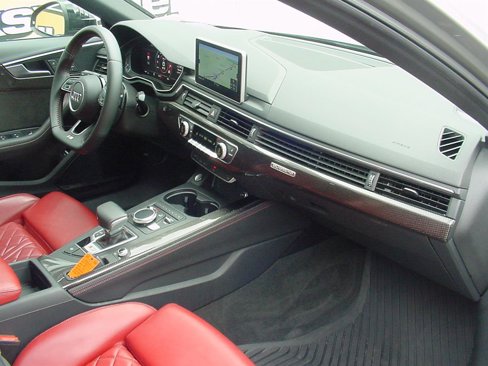 Used 2019 Audi S4 Prestige image 38