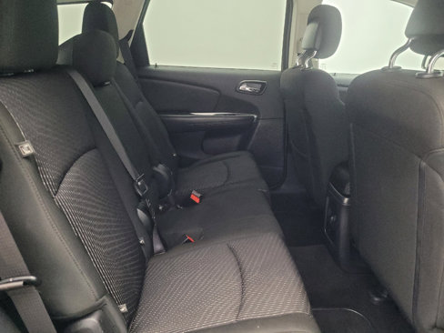 Used 2019 Dodge Journey SE image 19
