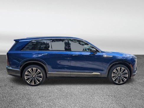 New 2026 Cadillac Vistiq Premium Luxury w/ LPO, Floor Liner Package image 22