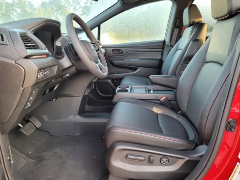 New 2026 Honda Odyssey Sport-L image 5