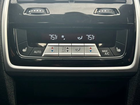 Used 2019 BMW X7 xDrive40i w/ Premium Package image 23