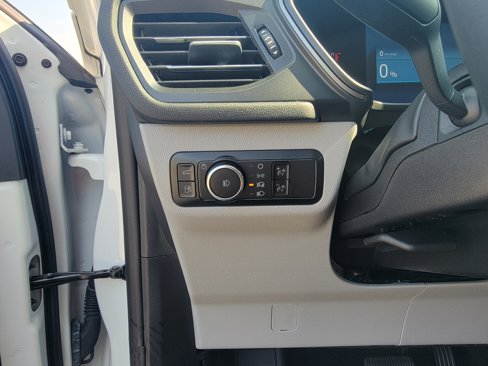 New 2025 Ford Escape SE image 19