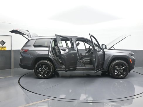 New 2025 Jeep Grand Cherokee L Limited w/ Black Appearance Package image 70