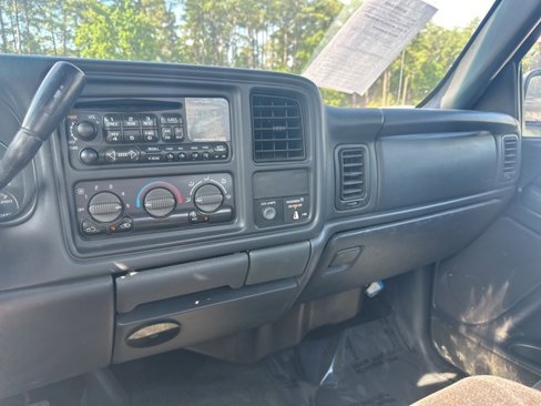 Used 2002 GMC Sierra 1500 SLE w/ Snow Plow Prep Pkg image 11