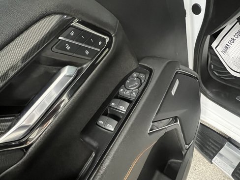 Used 2024 GMC Sierra 3500 AT4 w/ AT4 Preferred Package image 27