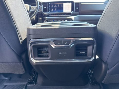 Used 2024 Chevrolet Silverado 1500 High Country image 18