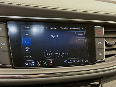 Used 2024 Buick Enclave Premium image 21
