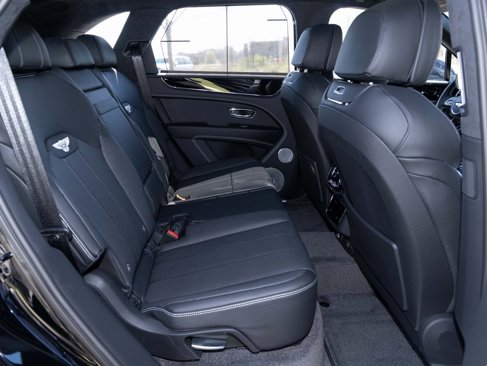 New 2025 Bentley Bentayga image 48