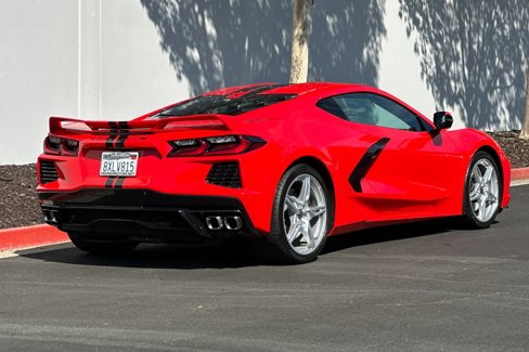 Used 2022 Chevrolet Corvette Stingray Preferred Cpe w/ Z51 Performance Package image 4